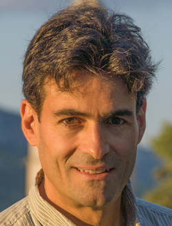 adam tanner headshot Data Capture