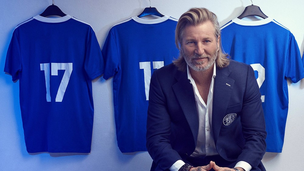 Planet Sport Bet signs Robbie Savage as football brand ambassador