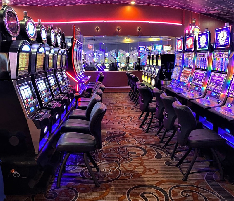 Gary Platt adds seating to Coushatta